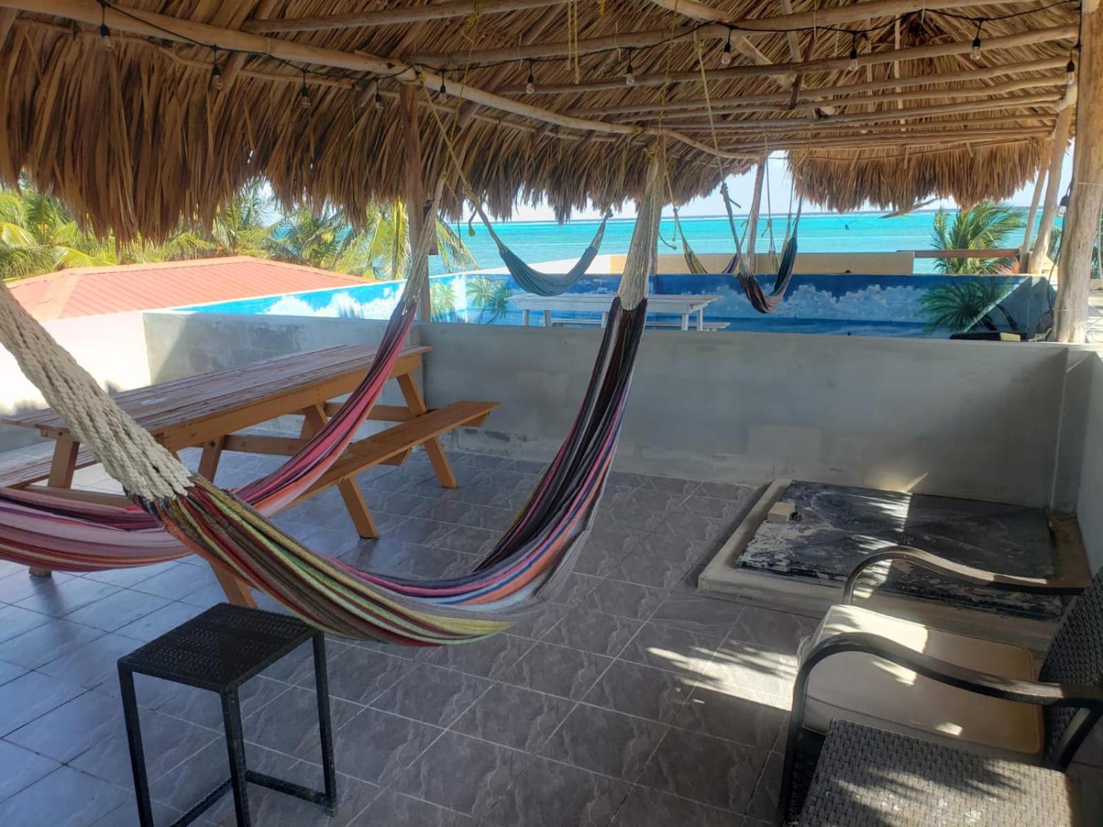 Beach Club Condos At Popeyes キー・カーカー エクステリア 写真